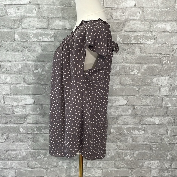 LC Lauren Conrad Gray Puff Sleeve Blouse with Ruffled Cap Sleeves - Picture 2 of 5